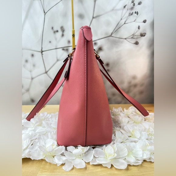 Coach Gallery Tote Shoulder Bag In Pink Taffy with Gold Accents - Picture 13 of 14